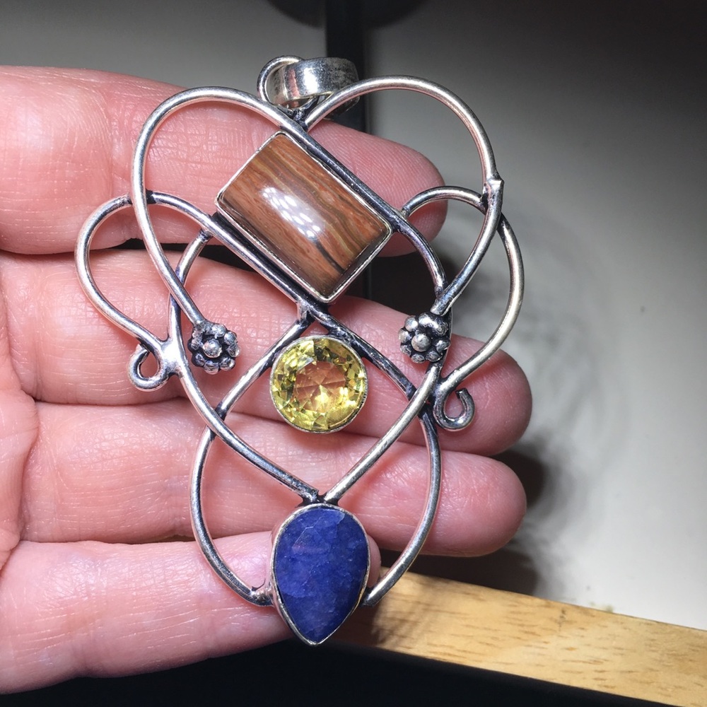 Beautiful Citrine Sapphire Pendant
